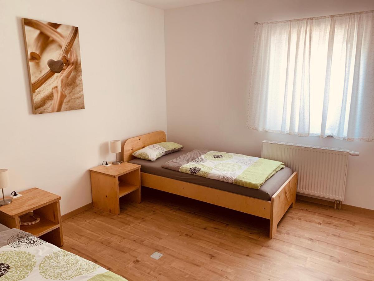 Ferienwohnung Bad Camberg - Apartment 3 Hoelzer Exterior foto